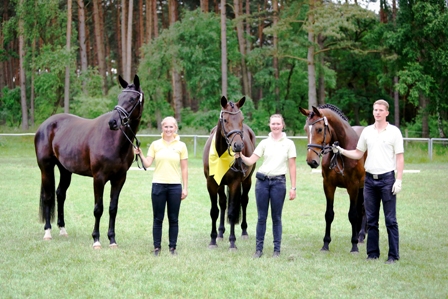 Siegerfamilie in Brietlingen (Foto: www.EQuus-Foto.de)